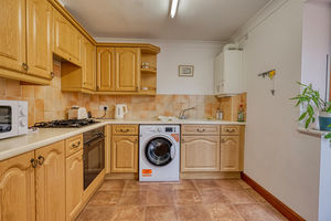 Kitchen- click for photo gallery